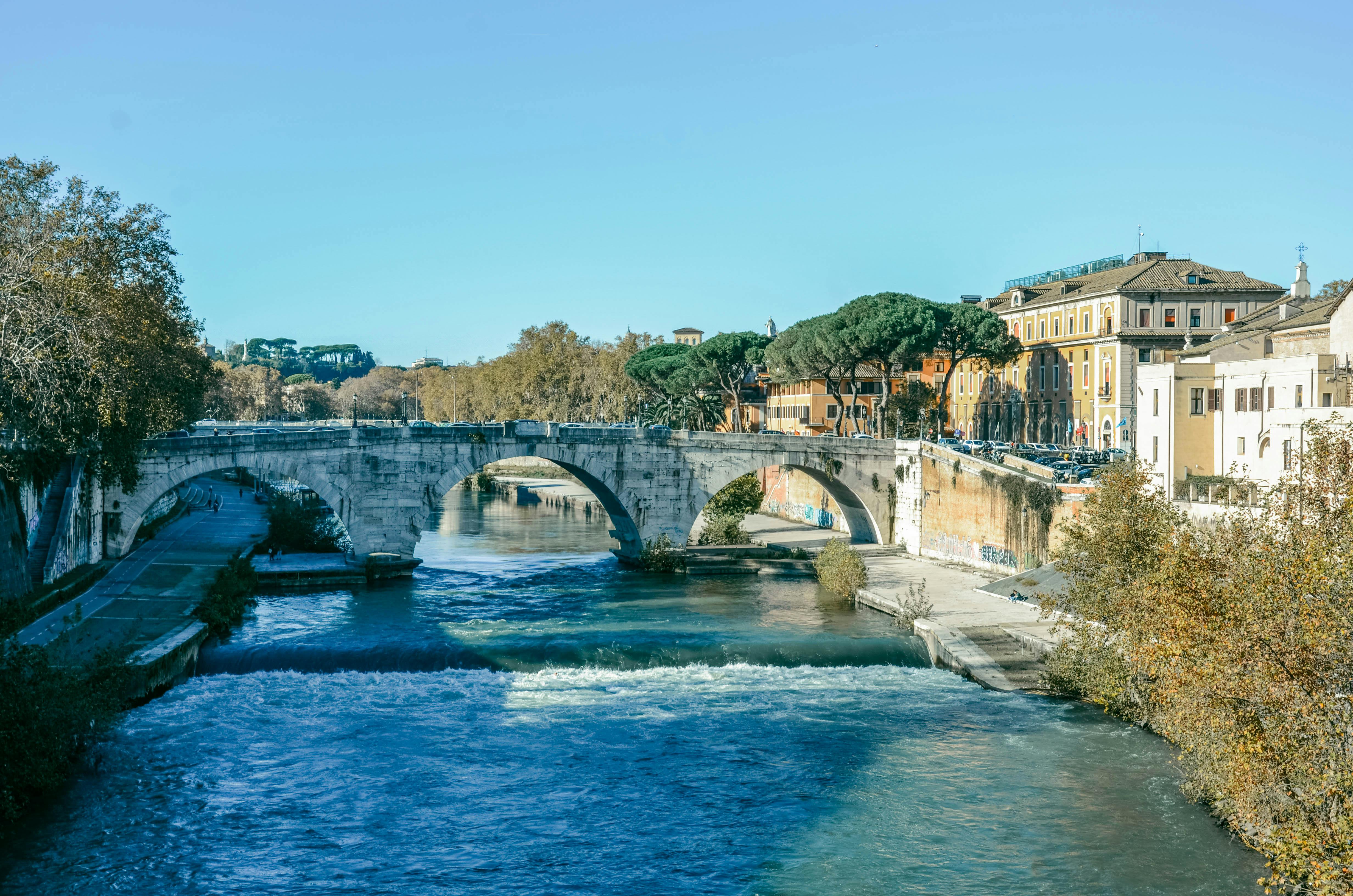 Lungotevere